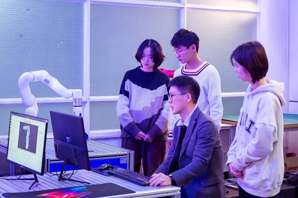 武漢工商學院上課